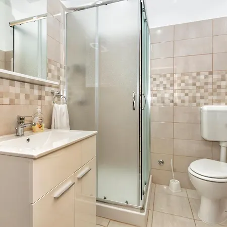 Oasis L&d Apartment