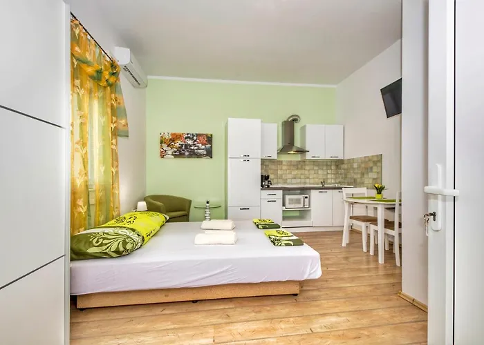 Διαμέρισμα Oasis L&d